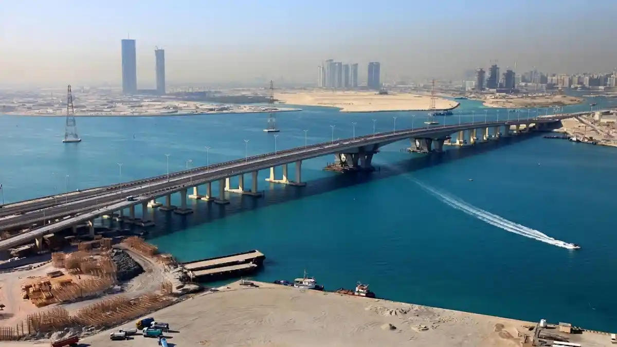 sheikh khalifa bridge